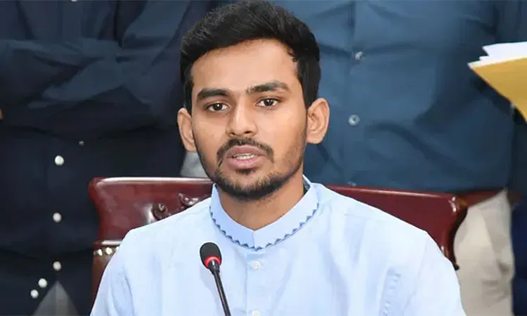বিমান দুর্ঘটনায় হতাহতের বিষয়ে একটি মহল অপপ্রচার চালাচ্ছে : উপদেষ্টা আসিফ মাহমুদ | শিরোনাম | বাংলাদেশ সংবাদ সংস্থা (বাসস)