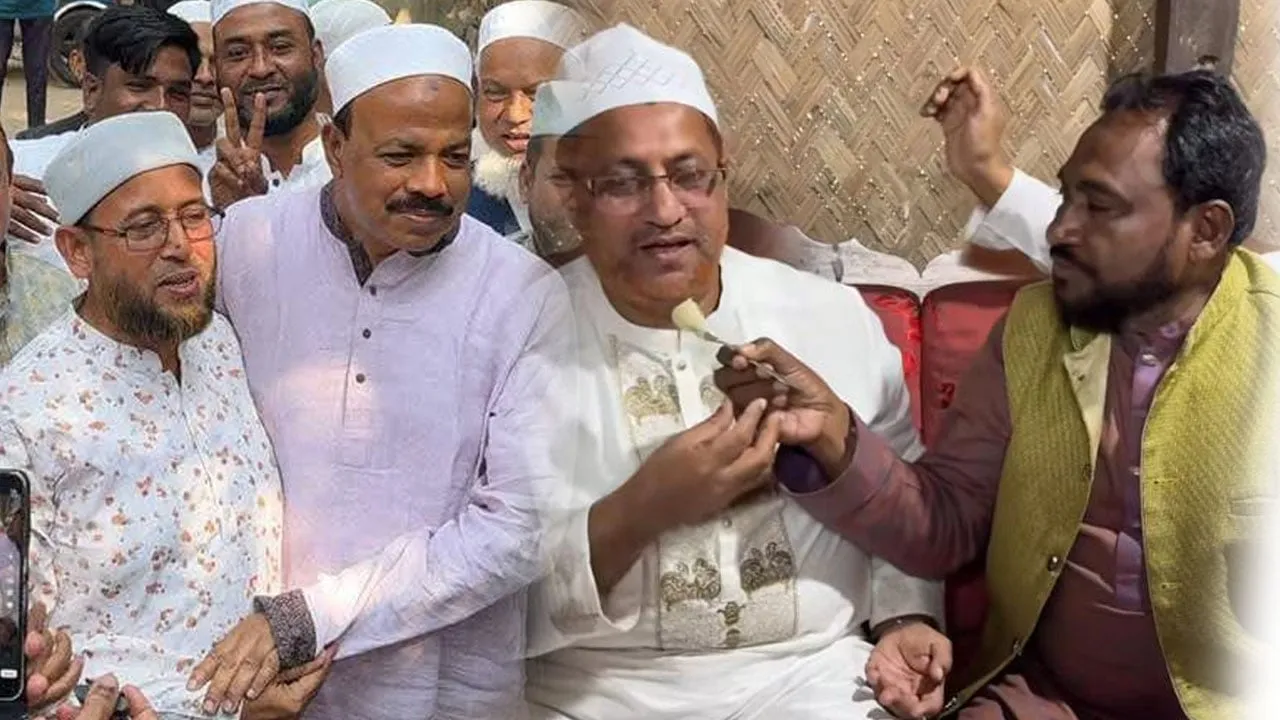 জামায়াত প্রার্থীদের বাড়ি গিয়ে প্রশংসায় ভাসছেন বিএনপির বিজয়ী দুই প্রার্থী