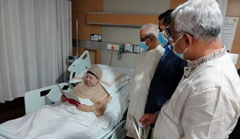 খালেদা জিয়াকে জুলাই সনদে স্বাক্ষরের জন্য আমন্ত্রণ জানানো হয়েছে”