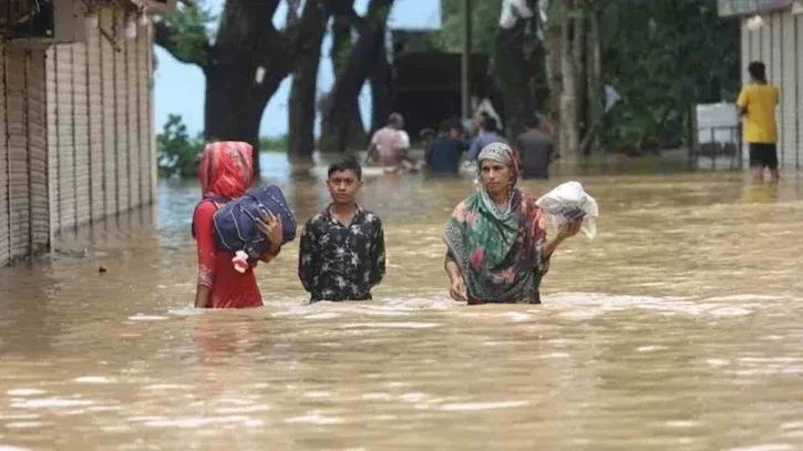 দেশের অন্তত ১৮ জেলার বন্যা পরিস্থিতি নিয়ে সতর্কতা