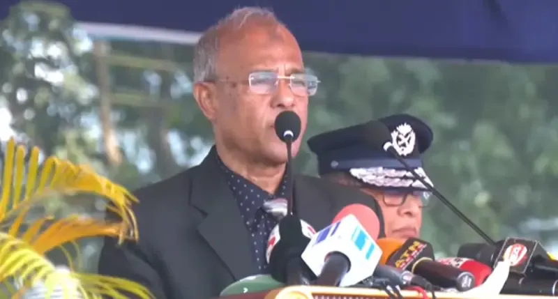 পুলিশ রাষ্ট্রের কর্মচারী, রাজনৈতিক দলের নয়