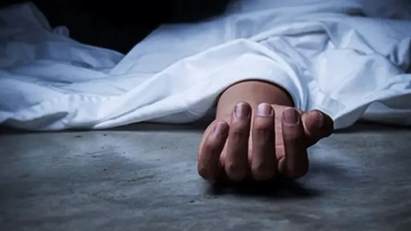 স্ত্রীর সঙ্গে অভিমান করে যুবকের আত্মহত্যা