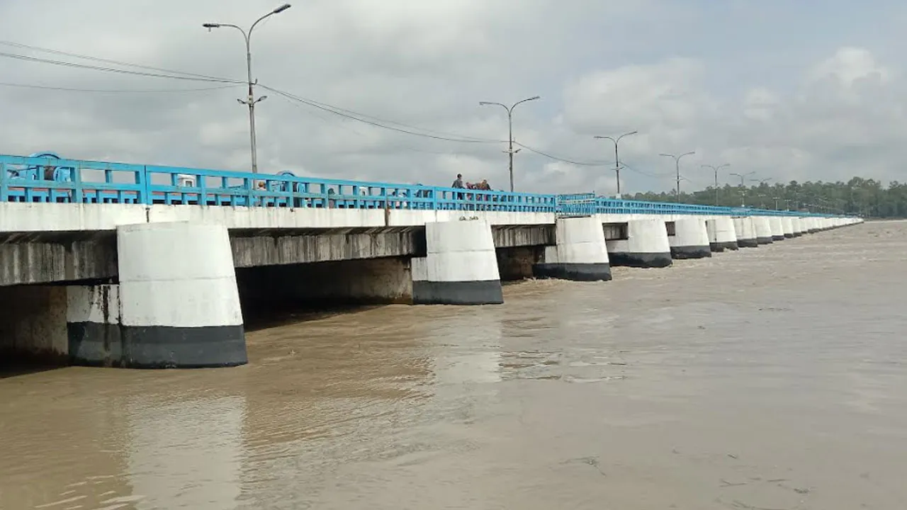 তিস্তার পানি কমলেও ভোগান্তি কমেনি মানুষের