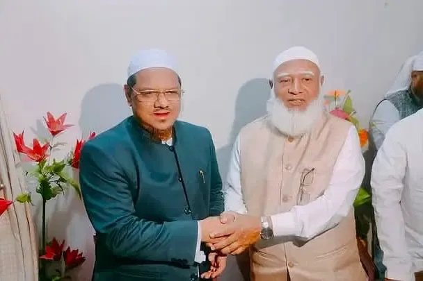 বরিশালে চরমোনাই পীরের মধ্যাহ্নভোজে জামায়াতের আমির, দূরত্ব ঘোচার আভাস