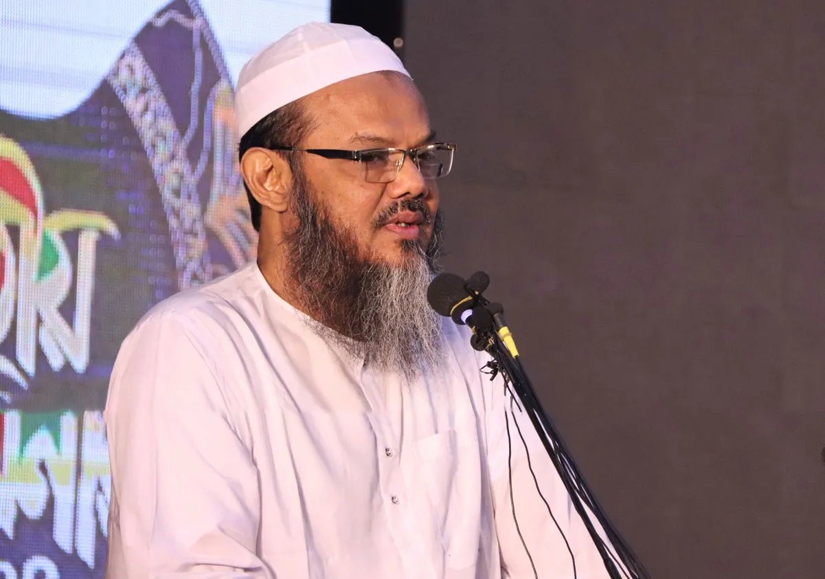 ভোটের মাধ্যমে চাঁদাবাজ ও দখলবাজদের রুখে দিতে হবে: মুফতি ফয়জুল করীম