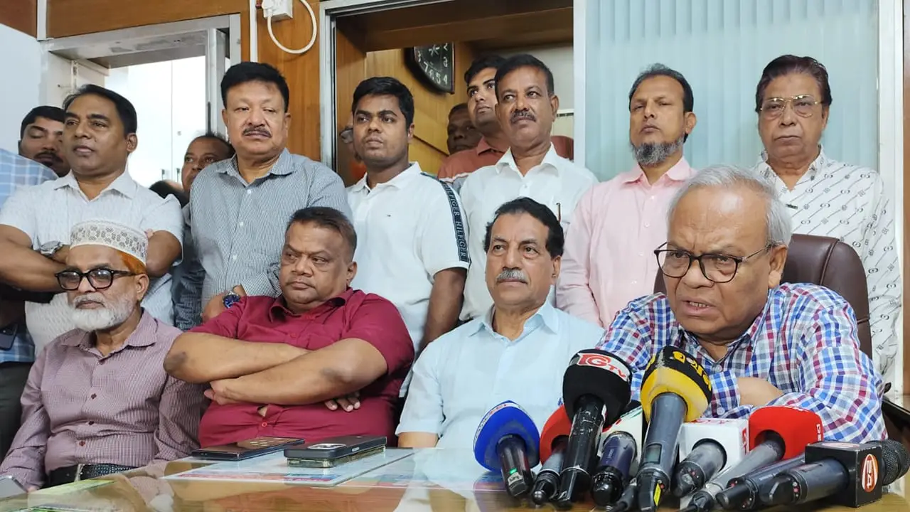 বুলেটপ্রুফ গাড়ি কেনার কারণ প্রকাশ করলেন রিজভী