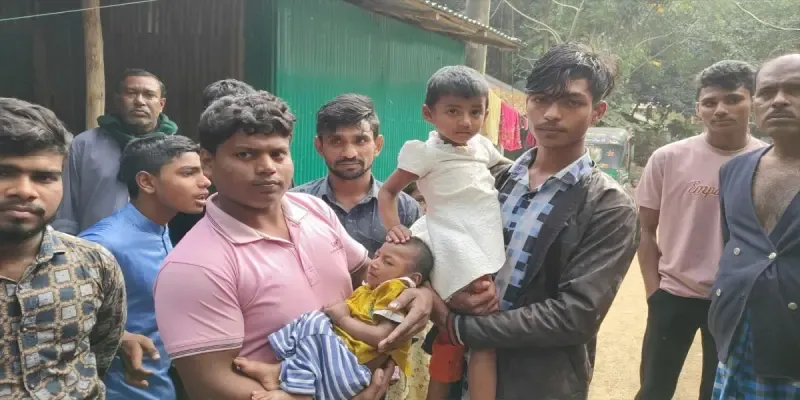 কনকনে শীতে রাস্তায় ফেলে রাখা দুই শিশু উদ্ধারের পর মা–বাবার বিরুদ্ধে মামলা