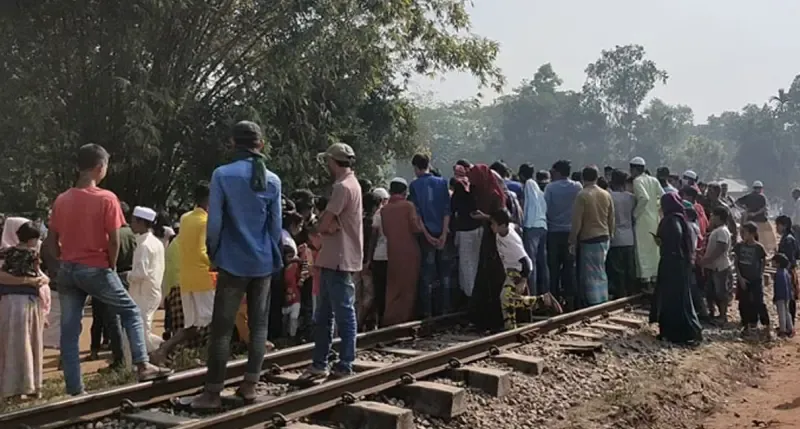 গাজীপুরে মা দুই সন্তান নিয়ে ট্রেনের নিচে ঝাঁপ