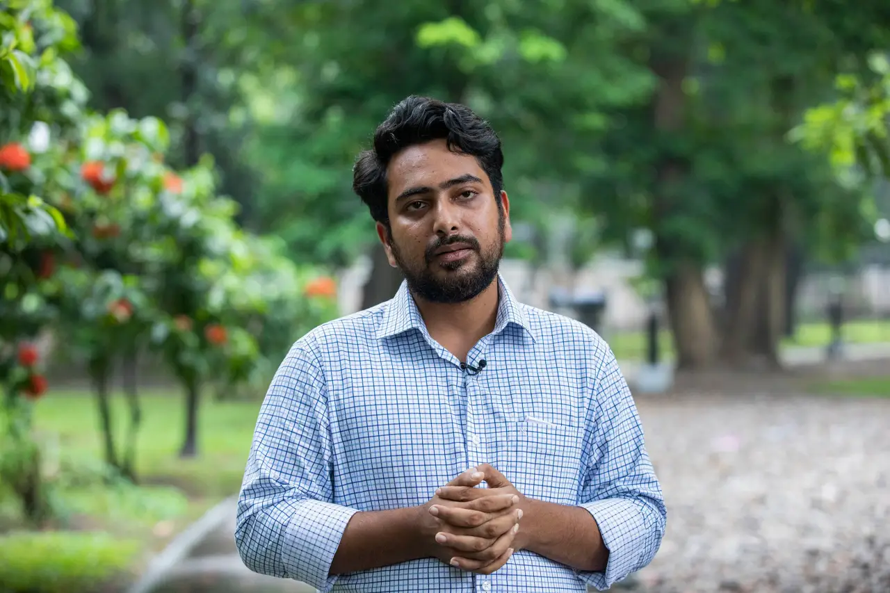 হাসিনার বিরুদ্ধে মামলায় ট্রাইব্যুনালে সাক্ষ্য দিলেন নাহিদ ইসলাম
