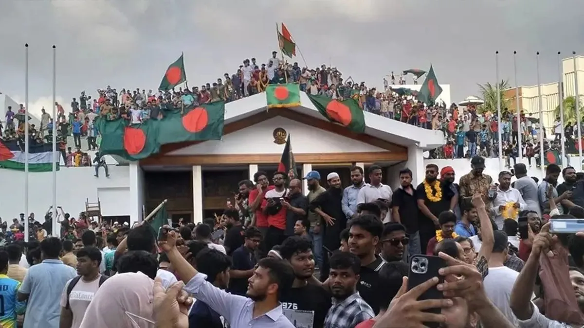 ছাত্র-জনতার জাগরণে স্বৈরাচারের পতন: ঐতিহাসিক ৫ আগস্ট আজ