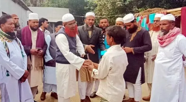বিএনপির দুই পক্ষের সংঘর্ষে ক্ষতিগ্রস্তদের পাশে জামায়াত নেতারা