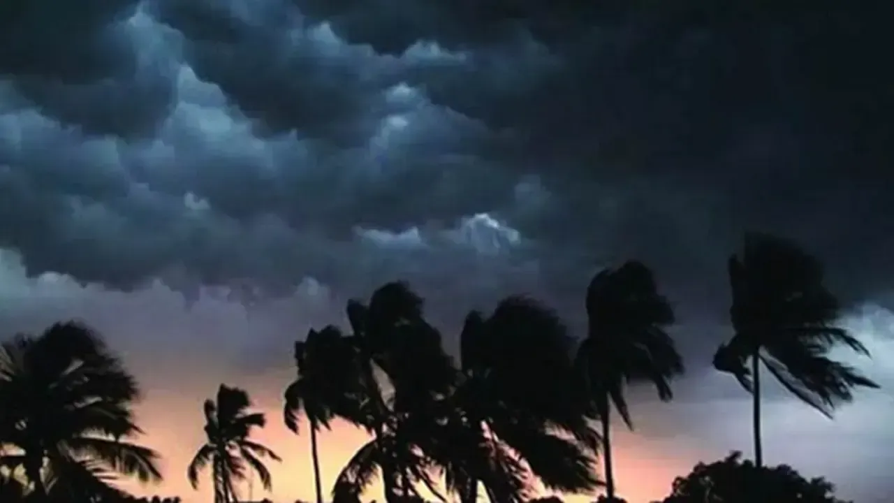 সন্ধ্যার মধ্যে যেসব জেলায় ঝড়-বৃষ্টির সম্ভাবনা