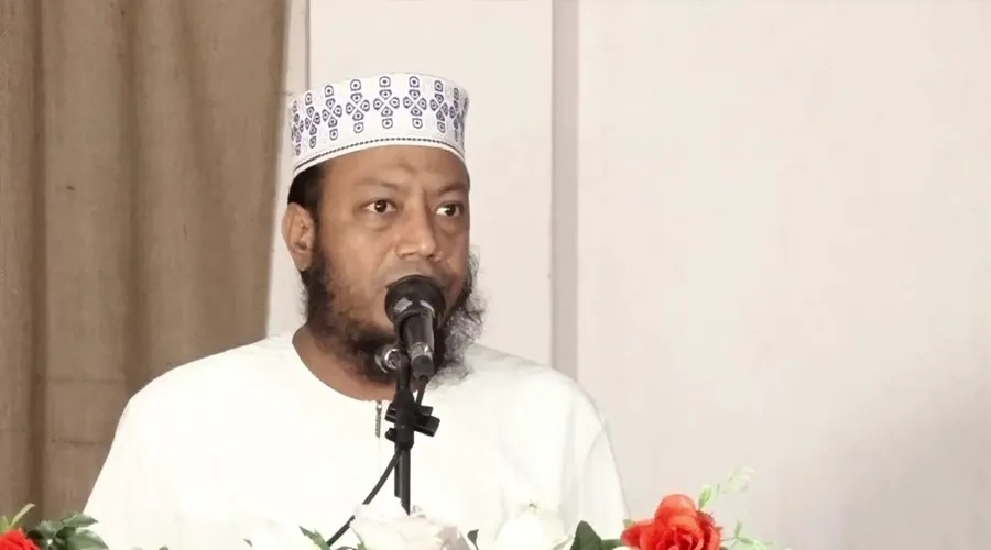 “নবী শব্দের অর্থ সংবাদবাহক, তাই রাসুলুল্লাহ (সা.) ছিলেন সাংবাদিক”: মুফতি আমির হামজা