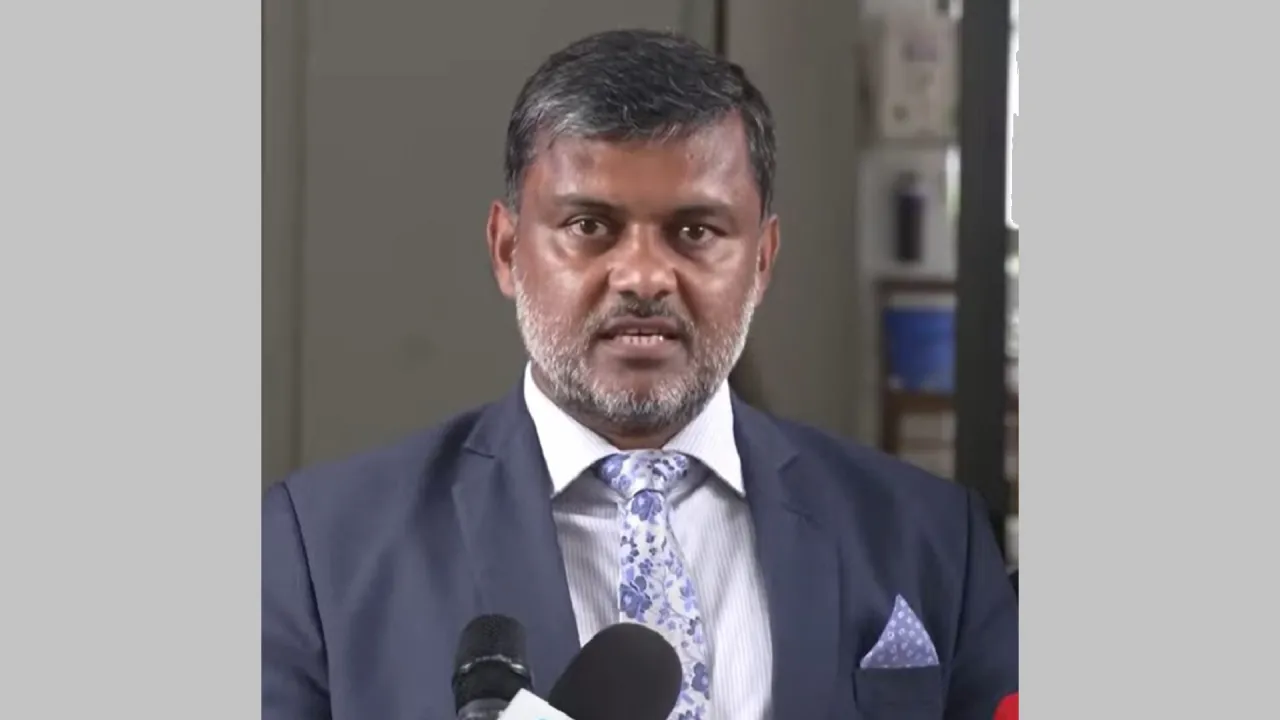 শিশির মনিরের বিরুদ্ধে ধর্ম অবমাননার অভিযোগ