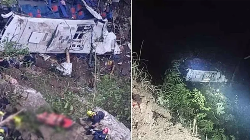 ৮০ মিটার গভীর খাদে শিক্ষার্থীবাহী বাস, নিহত ১৭