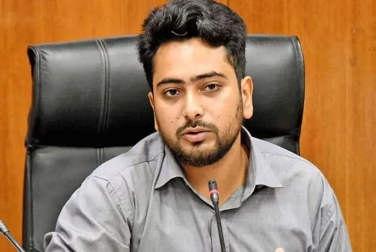 বিএনপি মহাসচিবের নিরপেক্ষ সরকারের দাবী আরেকটা ১/১১ সরকার গঠনের ইঙ্গিত বহন করে- নাহিদ ইসলাম
