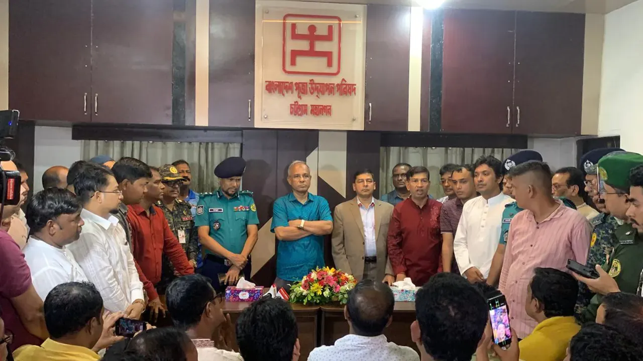 পূজায় মদের দোকান বন্ধ রাখার নির্দেশনা দেবেন স্বরাষ্ট্র উপদেষ্টা