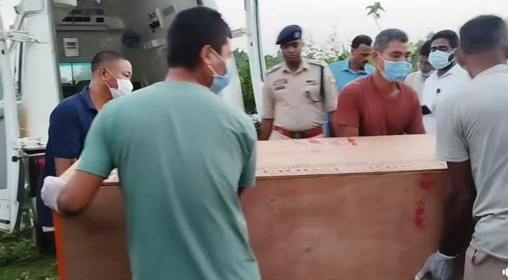 ভারতে হত্যার শিকার তিন বাংলাদেশির লাশ ফিরল মাতৃভূমিতে”
