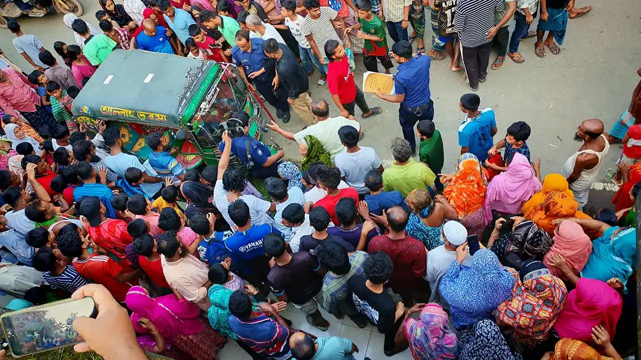 মসজিদে সিঁড়িতে প্রবাসীর লাশ ঝুলন্ত অবস্থায় উদ্ধার