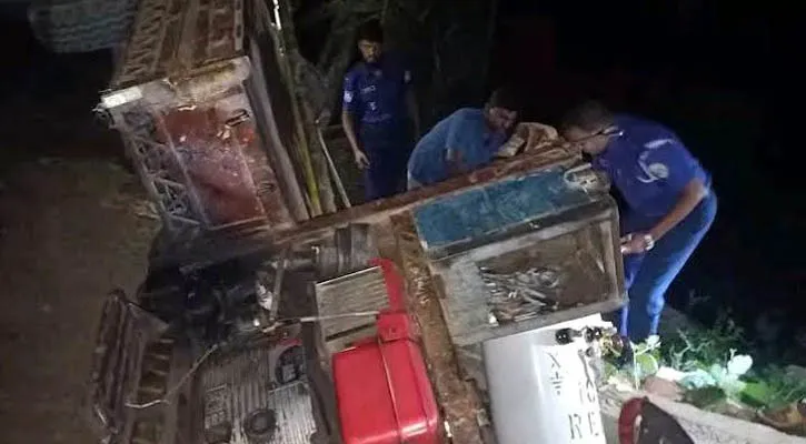 পল্লী বিদ্যুতের মালবাহী ট্রলি খাদে পড়ে নিহত ১, আহত ৫
