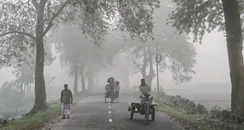 উত্তরের সীমান্তবর্তী জেলা দিনাজপুরে শীতের তীব্রতা দিন দিন বাড়ছে