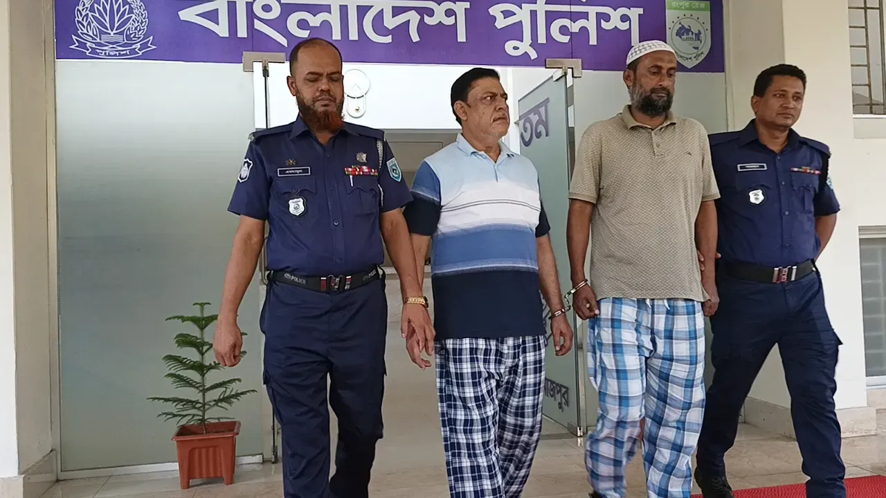 ভারত পালানোর চেষ্টায় দুই আওয়ামী লীগ নেতা আটক