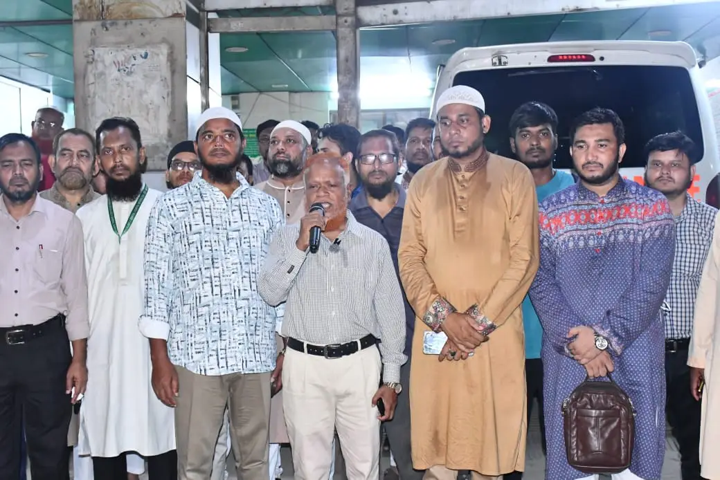 জাগপা সভাপতি খন্দকার লুৎফর রহমানকে দেখতে হাসপাতালে যান জামায়াত নেতৃবৃন্দ।