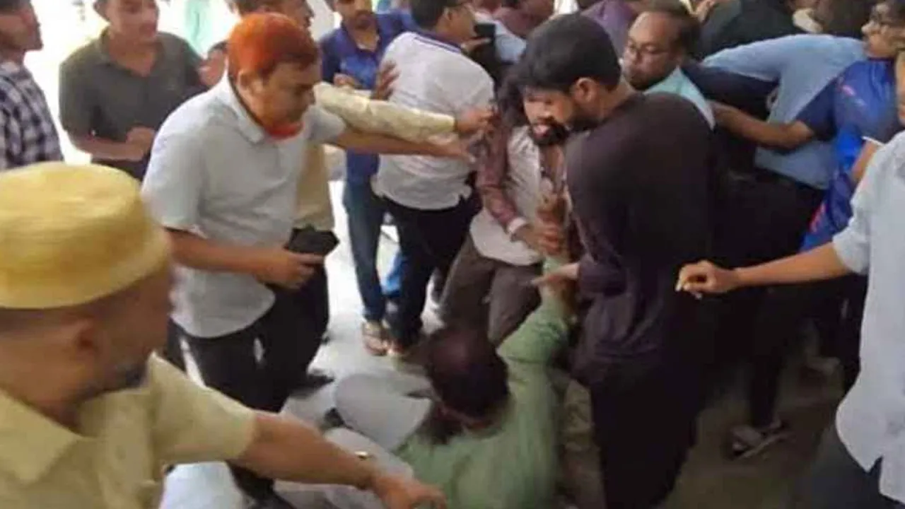 পোষ্য কোটা বাতিলের দাবিতে রাবিতে সংঘর্ষ