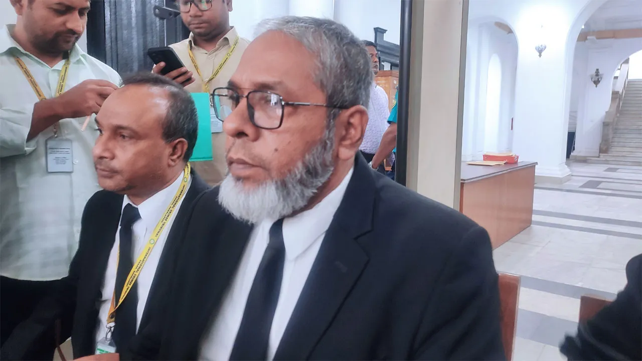 শেখ হাসিনার আমলে কোনো দুর্নীতি বা হত্যাকাণ্ড ঘটেনি: রাষ্ট্রনিযুক্ত আইনজীবী