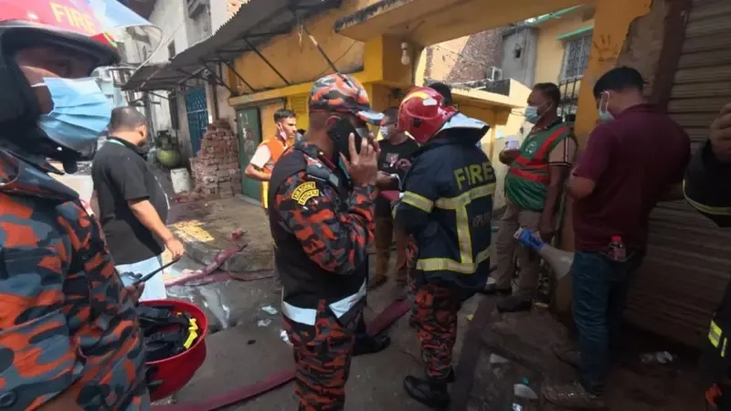 মিরপুরের গার্মেন্টসে আগুনে নিহত ১৬, বহুজন আহত