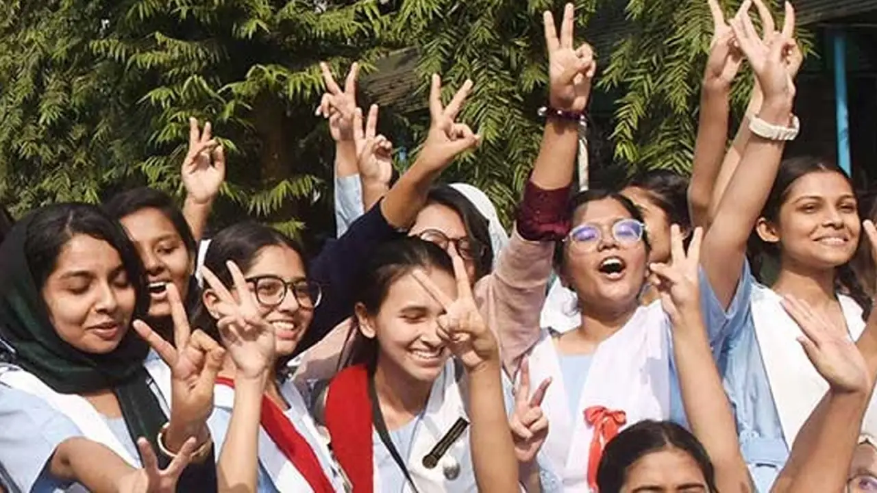 এইচএসসি পরীক্ষার ফল প্রকাশিত, পাসের হার ৫৮.৮৩%